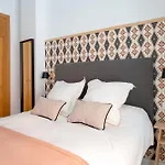 Arenal Carreteria Deluxe Suites